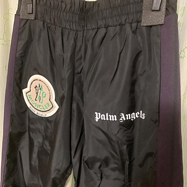 MONCLER(モンクレール)のMONCLER × PALM ANGELS モンクレール  ナイロンパンツ 44 メンズのパンツ(その他)の商品写真