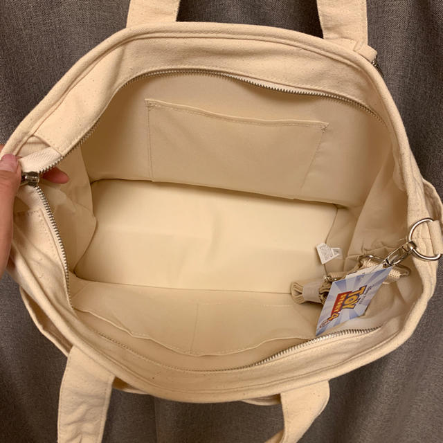 トイ・ストーリー(トイストーリー)のトイ・ストーリー4 トートバッグ 新品未使用 レディースのバッグ(トートバッグ)の商品写真