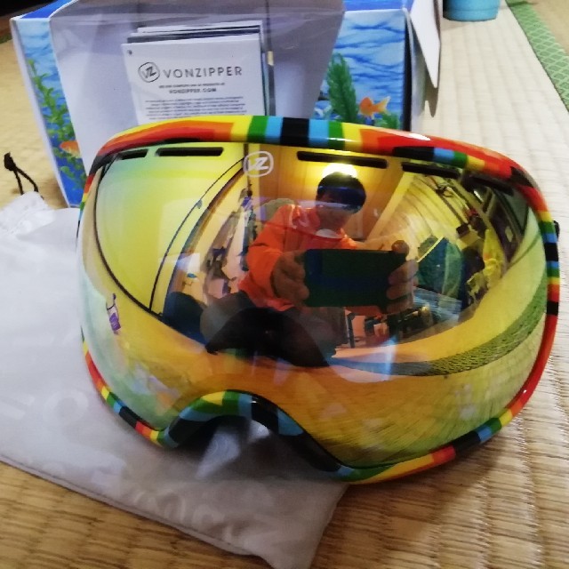 美品【VONZIPPER】ゴーグル FISHBOWL フィシュボウル スポーツ/アウトドアのスノーボード(アクセサリー)の商品写真