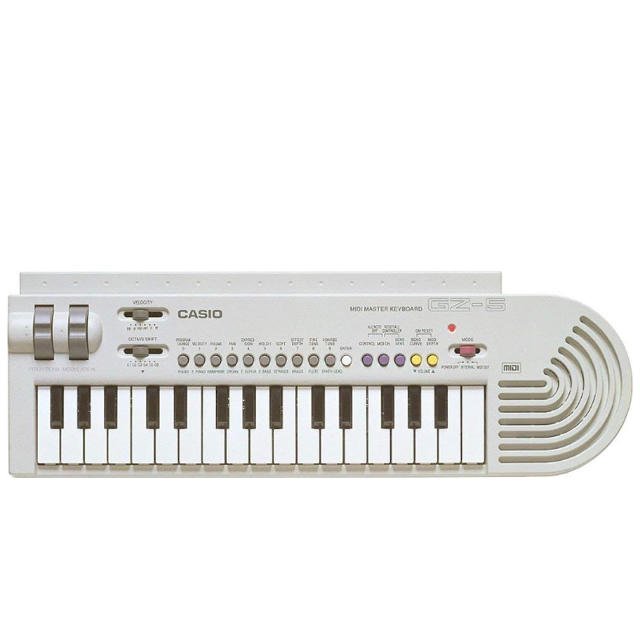 CASIO(カシオ)のCASIO GZ-5 midi 超ミニ鍵盤キーボード 美品 楽器のDTM/DAW(MIDIコントローラー)の商品写真