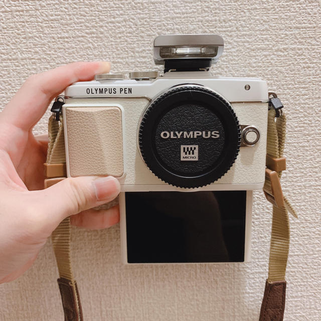OLYMPUS(オリンパス)のOLYMPUS pen e-pl7 スマホ/家電/カメラのカメラ(ミラーレス一眼)の商品写真
