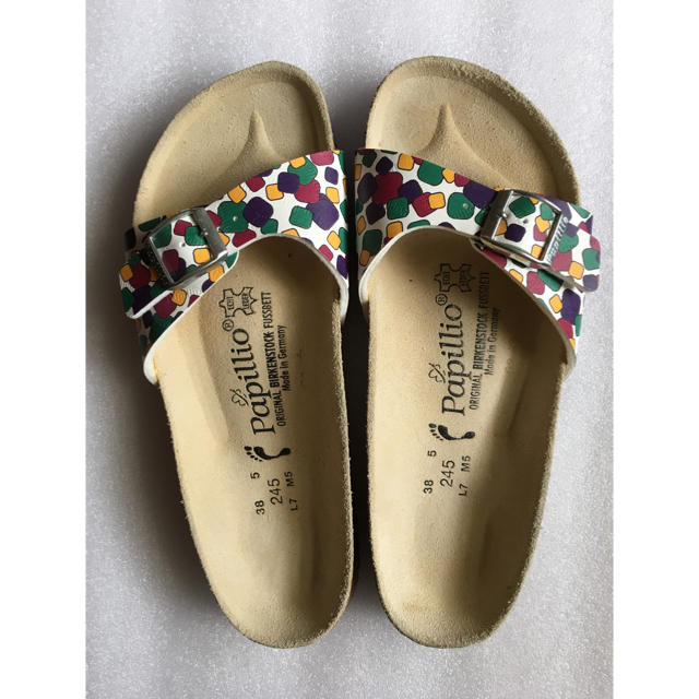 BIRKENSTOCK(ビルケンシュトック)の美品 ビルケンシュトック マドリッド  パピリオ 24.5  38 レディースの靴/シューズ(サンダル)の商品写真