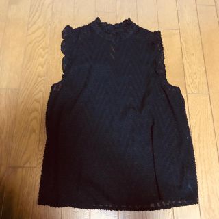 フォーエバートゥエンティーワン(FOREVER 21)の黒ノースリーブ(カットソー(半袖/袖なし))