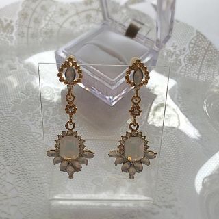 ジャスグリッティー(JUSGLITTY)のビジューピアス(ピアス)