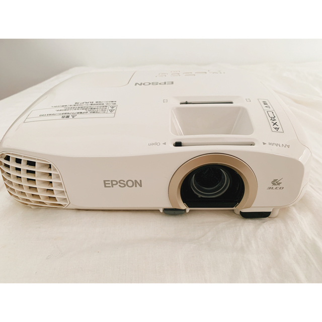美品 EPSON エプソン 3D対応ホームプロジェクター EH-TW5200 美品 EPSON エプソン 3D対応ホームプロジェクター EH-TW5200