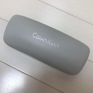 カルバンクライン(Calvin Klein)の★【新品】CALVIN KLEINカルバンクライン/メガネケース★シルバーグレー(サングラス/メガネ)