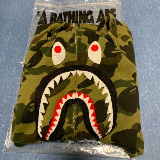 アベイシングエイプ(A BATHING APE)のアベイシングエイプ  カモパーカー Ｌサイズ(パーカー)