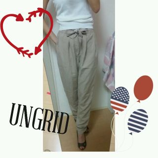 アングリッド(Ungrid)のUNGRIDクロップドパンツ(クロップドパンツ)