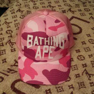 アベイシングエイプ(A BATHING APE)のピンク迷彩♡レア(キャップ)