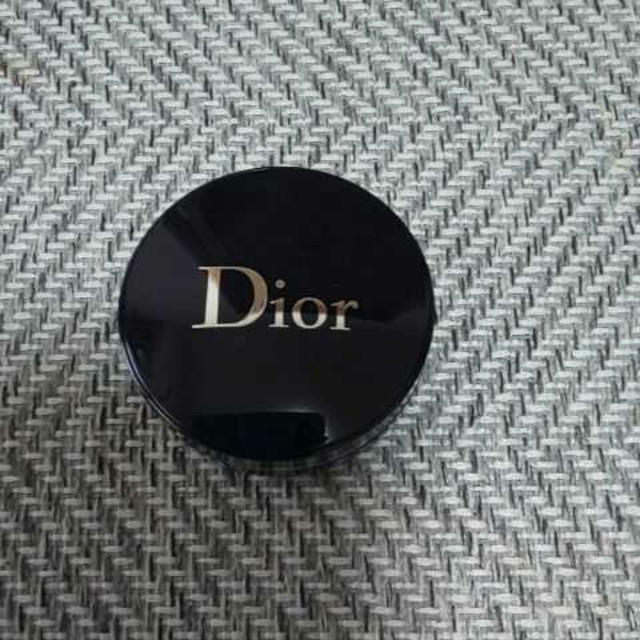 Dior(ディオール)のDior  ディオール スキン フォーエヴァー クッション ファンデーション コスメ/美容のベースメイク/化粧品(ファンデーション)の商品写真