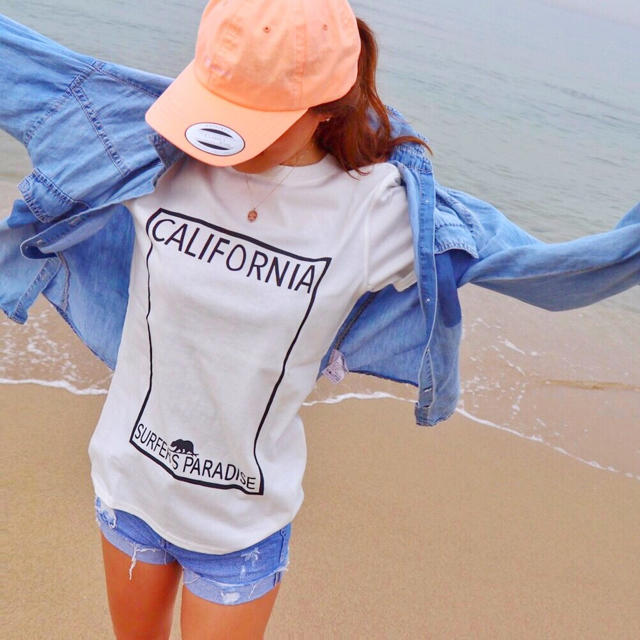 BAYFLOW(ベイフロー)の西海岸系☆LUSSO SURF サーファーずれてTシャツ S☆ベイフロー  レディースのトップス(Tシャツ(半袖/袖なし))の商品写真