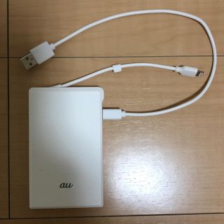 エーユー(au)のiPhone モバイルバッテリー au ポータブル充電器Bi   iPad (バッテリー/充電器)