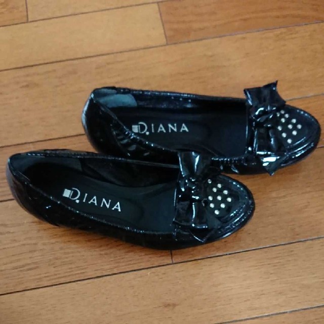 DIANA(ダイアナ)の(新品)ダイアナフラットシューズ(21.5㎝) レディースの靴/シューズ(ローファー/革靴)の商品写真