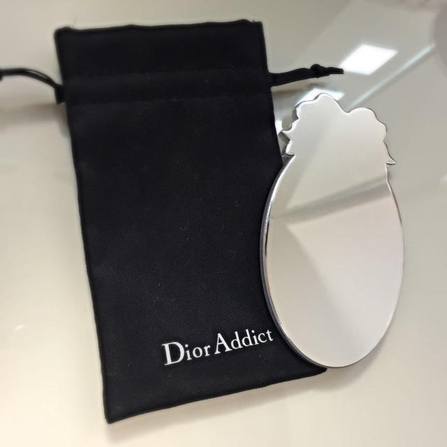 Dior(ディオール)のDior ミラー ノベルティ美品 コスメ/美容のコスメ/美容 その他(その他)の商品写真