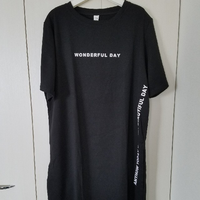 新品！ビッグシルエット スリットTシャツ レディースのトップス(Tシャツ(半袖/袖なし))の商品写真