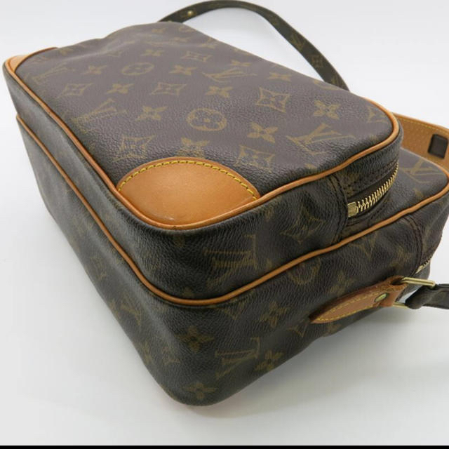 LOUIS ルィヴィトンナイル本日限定お値下げ‼️mikaeru様専用の通販 by おみっち's shop|ルイヴィトンならラクマ VUITTON - 大得価安い