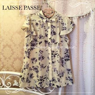 レッセパッセ(LAISSE PASSE)の14SS モノトーンフラワーブラウス(シャツ/ブラウス(半袖/袖なし))