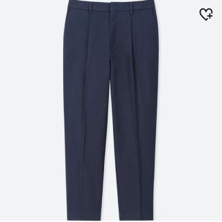 ユニクロ(UNIQLO)のコットンテーパードアンクルパンツ(クロップドパンツ)