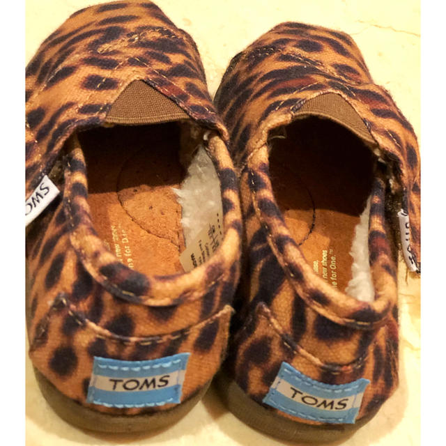 TOMS - TOMS キッズ T5 12センチの通販 by ニース's shop｜トムズなら