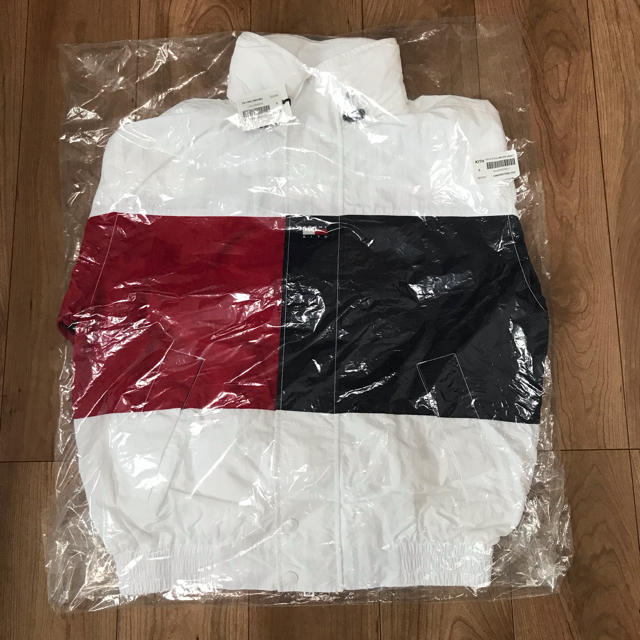 TOMMY HILFIGER(トミーヒルフィガー)のM】KITH × TOMMY COLORBLOCK SAILING JACKET メンズのジャケット/アウター(ブルゾン)の商品写真