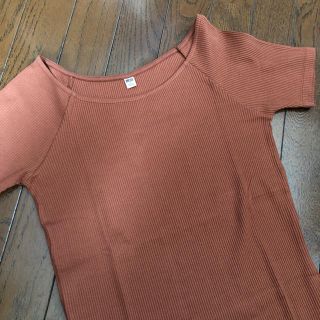 ユニクロ(UNIQLO)の専用です！！新品未使用☆UNIQLO★ バレエネックT  テラコッタ☆(カットソー(半袖/袖なし))