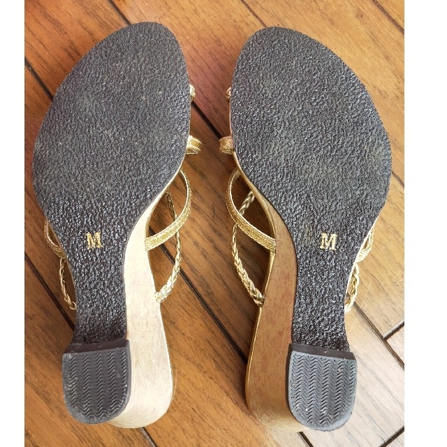 ゴールド　サンダル　ミュール レディースの靴/シューズ(ミュール)の商品写真