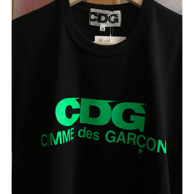 COMME des GARCONS(コムデギャルソン)のCDG tシャツ メンズのトップス(Tシャツ/カットソー(半袖/袖なし))の商品写真