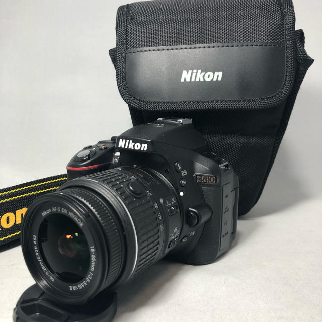 Nikon ニコン D5300 18-55 VRⅡ KIT 6973ショット美品のサムネイル