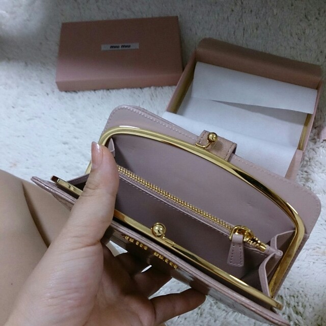 限定セール -SALE 新品未使用miumiuミュウミュウ財布 小物