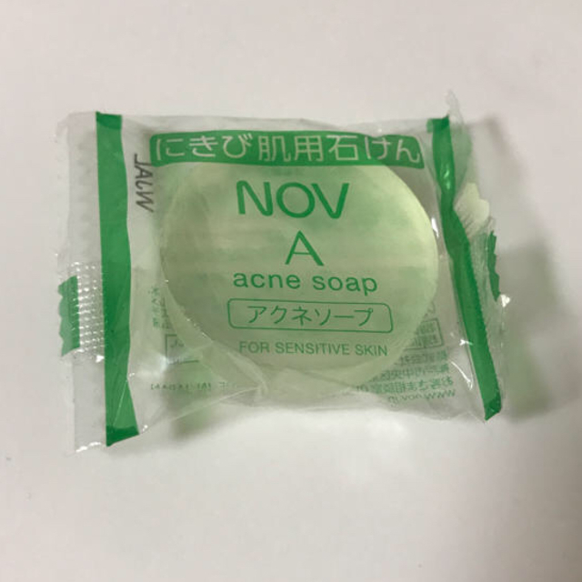 NOV(ノブ)のにきび肌用石けん コスメ/美容のスキンケア/基礎化粧品(洗顔料)の商品写真