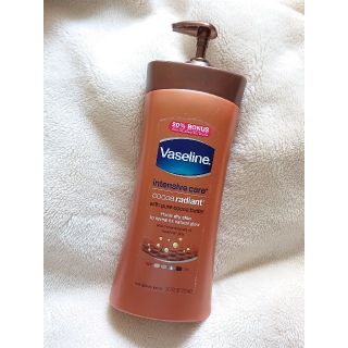 ヴァセリン(Vaseline)のアメリカ購入★日焼け肌に　ヴァセリンボディクリーム　BIGサイズ(ボディクリーム)