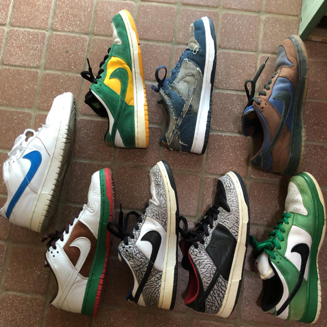 Supreme(シュプリーム)の評価あり 1st supreme DUNK SB NIKE 28cm 赤 黒 メンズの靴/シューズ(スニーカー)の商品写真