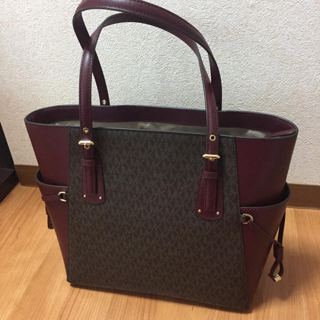 MICHAEL KORS マイケルコース   トートバッグ ハンドバッグ 新品 1