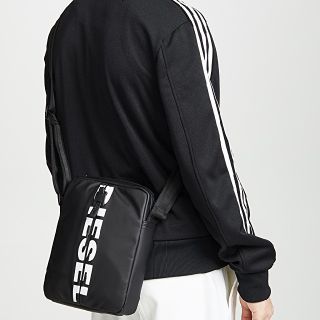 ディーゼル(DIESEL)のDIESEL ショルダーバッグ ブラック(ショルダーバッグ)