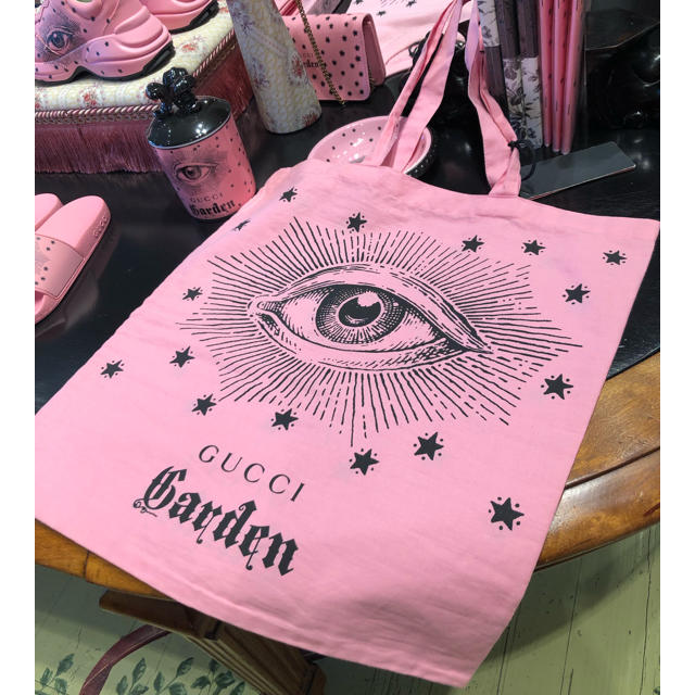 Gucci(グッチ)のGUCCI 日本未入荷♡イタリアのGUCCI博物館限定♡バッグ レディースのバッグ(トートバッグ)の商品写真