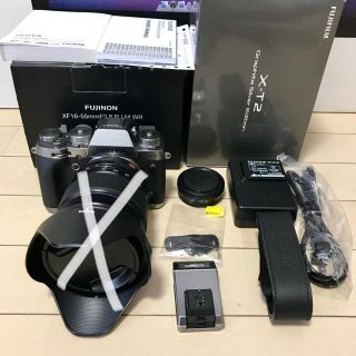 フジフイルム(富士フイルム)の美品 fujifilm x-t2 graphite silver edition(ミラーレス一眼)