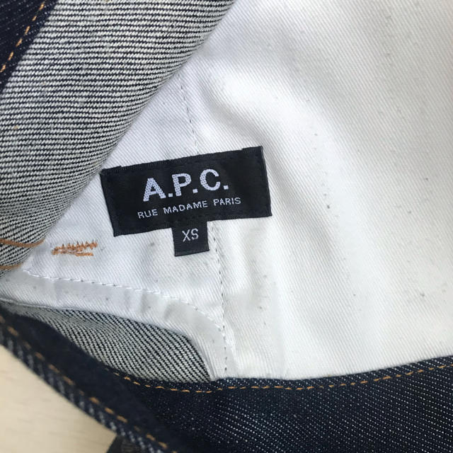 A.P.C(アーペーセー)のAPC デニムジャケット XSサイズ レディースのジャケット/アウター(Gジャン/デニムジャケット)の商品写真