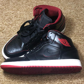 ナイキ(NIKE)のAIR JORDAN 1 MID(スニーカー)