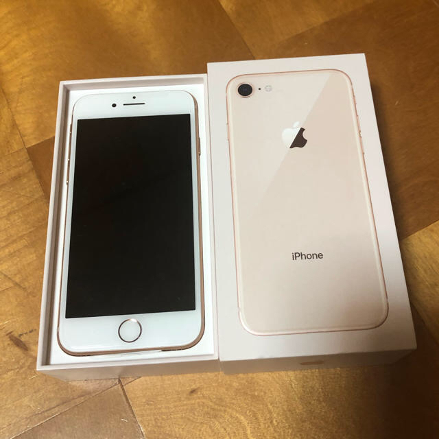 スマートフォン本体iPhone8 64GB 新品！