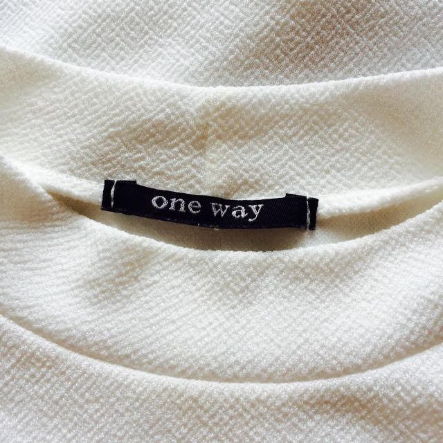 one*way(ワンウェイ)のone way ハイネック レディースのトップス(カットソー(半袖/袖なし))の商品写真