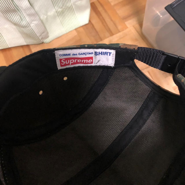 COMME des GARCONS(コムデギャルソン)のsupreme ギャルソン cap キャップ メンズの帽子(キャップ)の商品写真