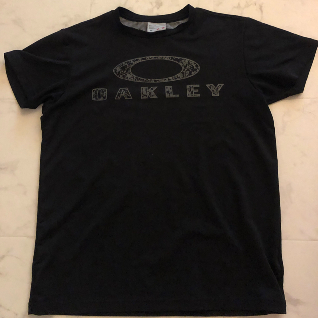 Oakley(オークリー)のOakley オークリーTシャツ 2枚 メンズのトップス(Tシャツ/カットソー(半袖/袖なし))の商品写真