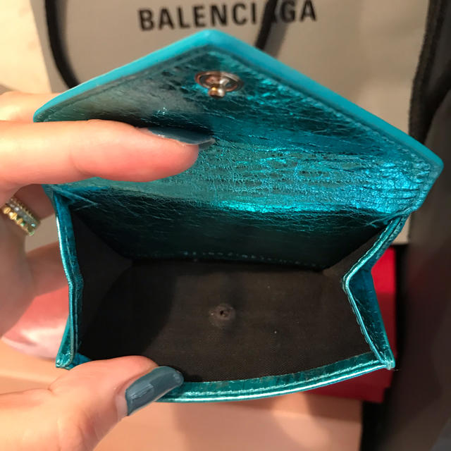 BALENCIAGA paper mini wallet. 2
