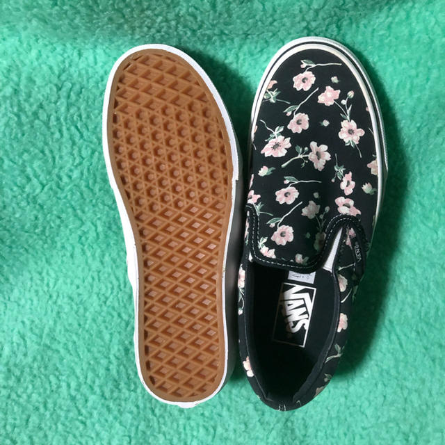 VANS(ヴァンズ)のVANS スリッポン レディースの靴/シューズ(スニーカー)の商品写真