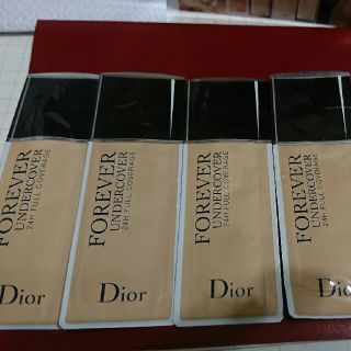 クリスチャンディオール(Christian Dior)の【値下】Dior スキンフォ-エブァ―アンダ―カバーリキッドファンデー☆下地6点(サンプル/トライアルキット)