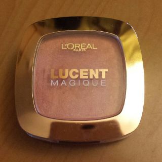 ロレアルパリ(L'Oreal Paris)の♦ロレアルパリ チーク♦ ルーセントマジック パウダーブラッシュ P7(チーク)