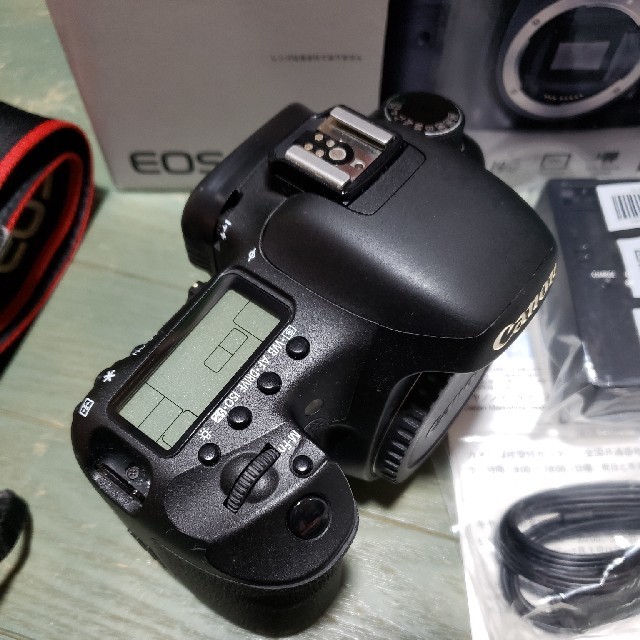 お得最新作 Canon 7dの通販 by バレル's shop｜キヤノンならラクマ - canon eos HOT高品質