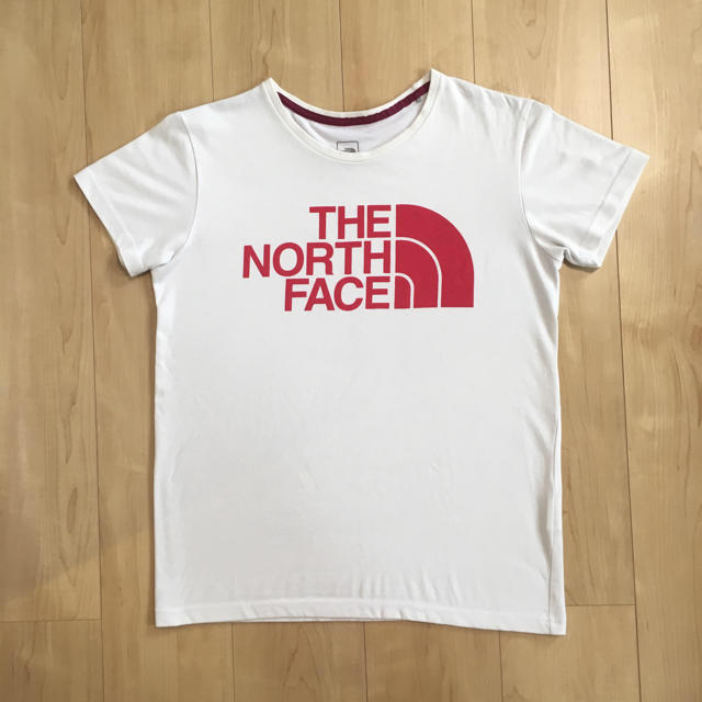 THE NORTH FACE(ザノースフェイス)のノースフェイス tシャツ レディースのトップス(Tシャツ(半袖/袖なし))の商品写真