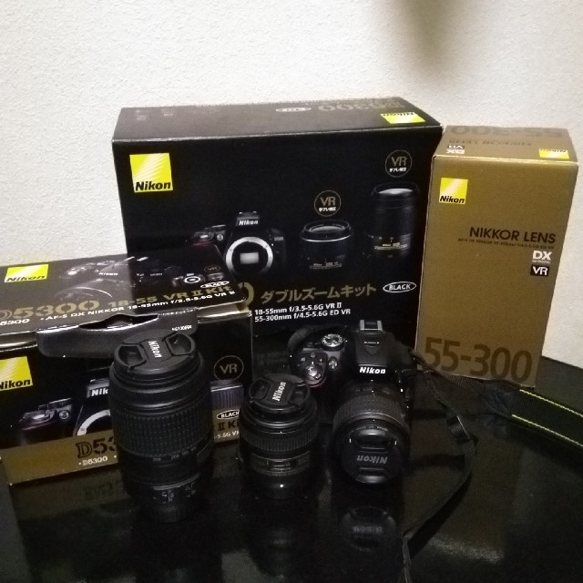 Nikon D5300 ダブルズームキットカメラ