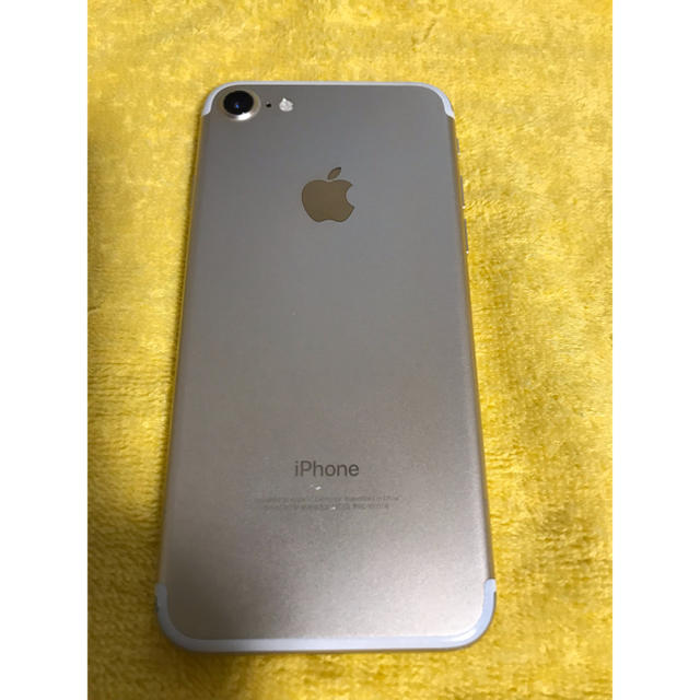 iPhone(アイフォーン)のiPhone7 本体 gold SIMフリー スマホ/家電/カメラのスマートフォン/携帯電話(スマートフォン本体)の商品写真